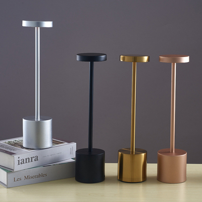 TPYE C, das moderne Thema-Metallnoten-Tischlampe für Stangen-Kopfende auflädt